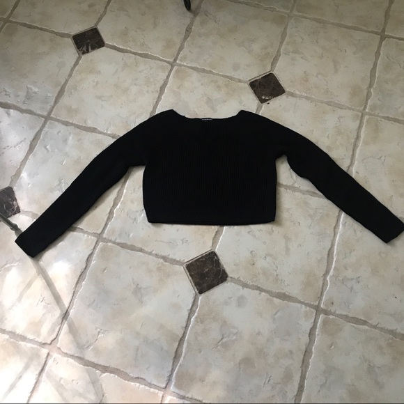 ❤️ Club Monaco cropped wool sweater ❤️ - Picture 2 of 4